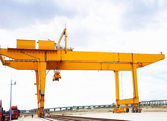 container cranes