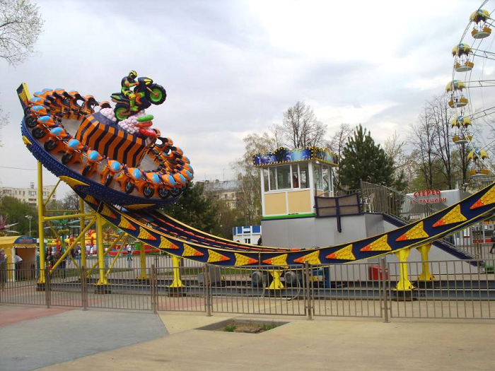thrill amusement park rides